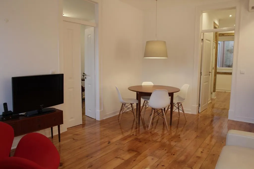 Design Duplex Apartment Ba/ Chiado Lisbon