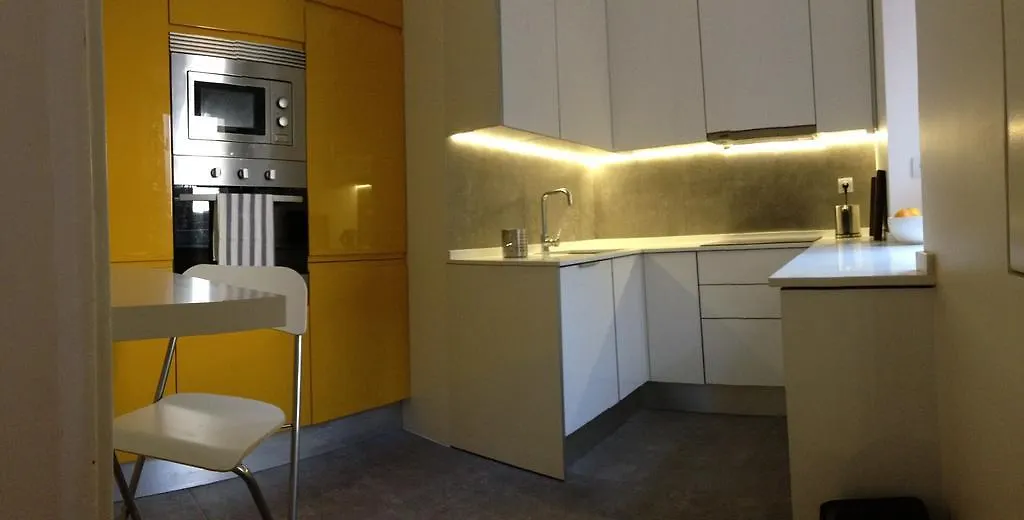 Design Duplex Apartment Ba/ Chiado Lisbon